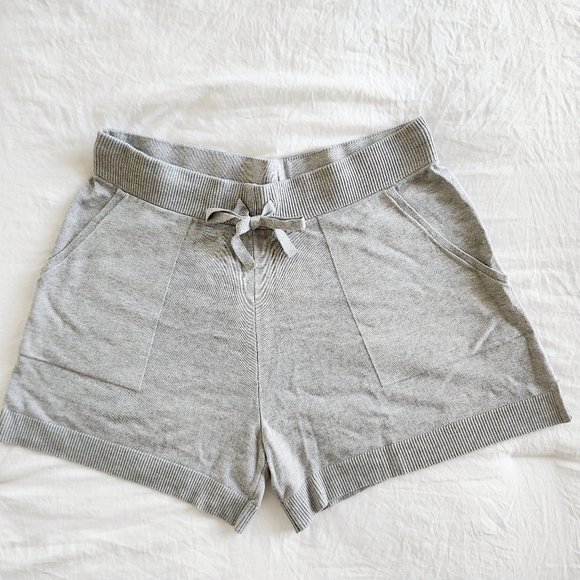 Banana Republic Pants - NWT Banana Republic Sweater Shorts